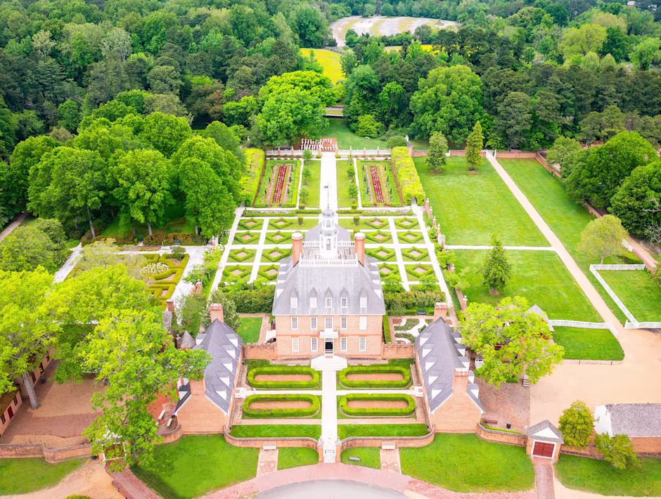 Image > Destination > Virginia & Washington, D.C. > Features Gallery > 3 > Destinations_Virginia-DC-3_1548x1170.jpg