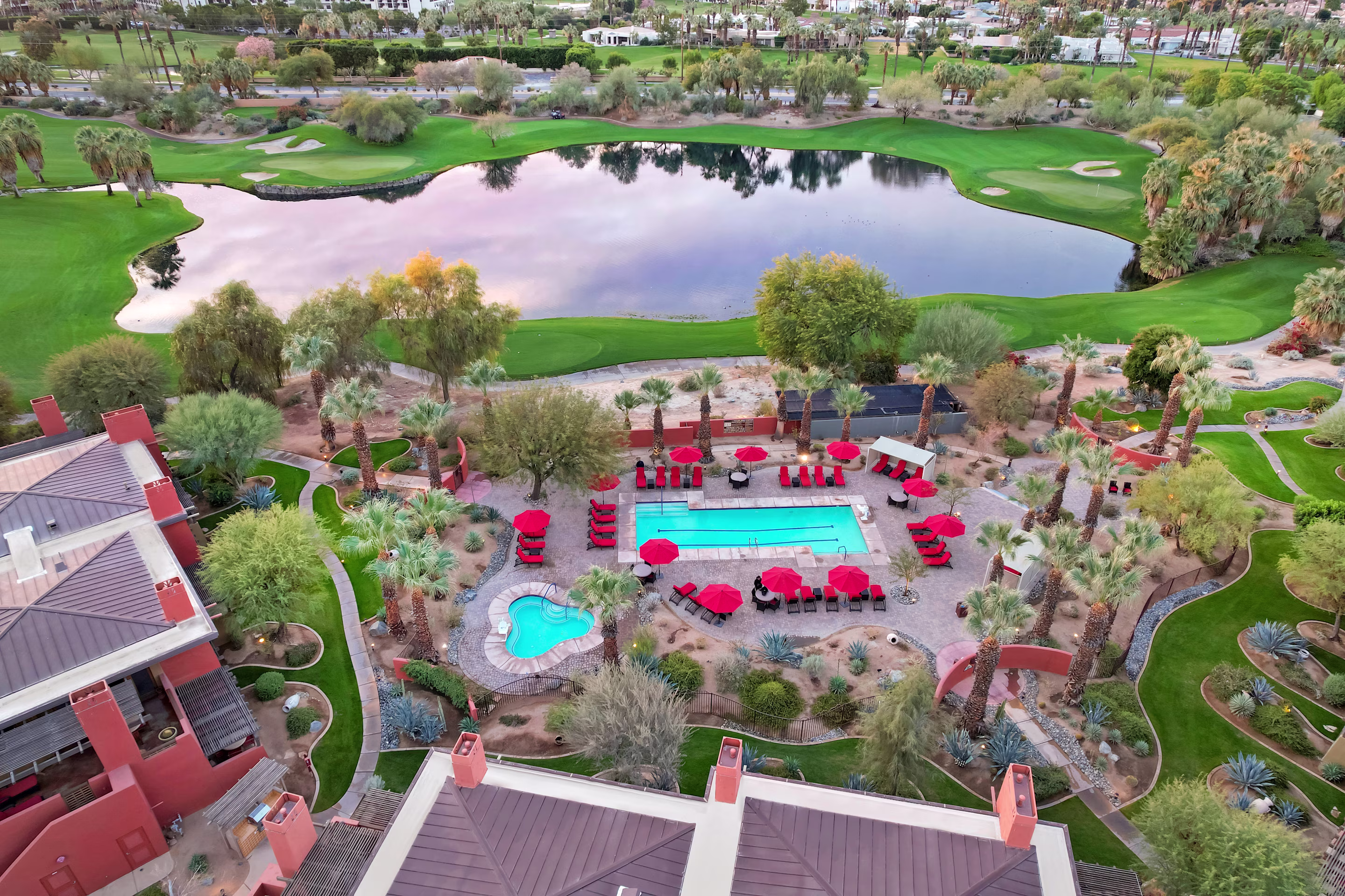 Image > Resort > California > Hilton Grand Vacations Club Palm Desert > Gallery > PSPPA-EXT-AERIAL-POOL-2022-003.jpg