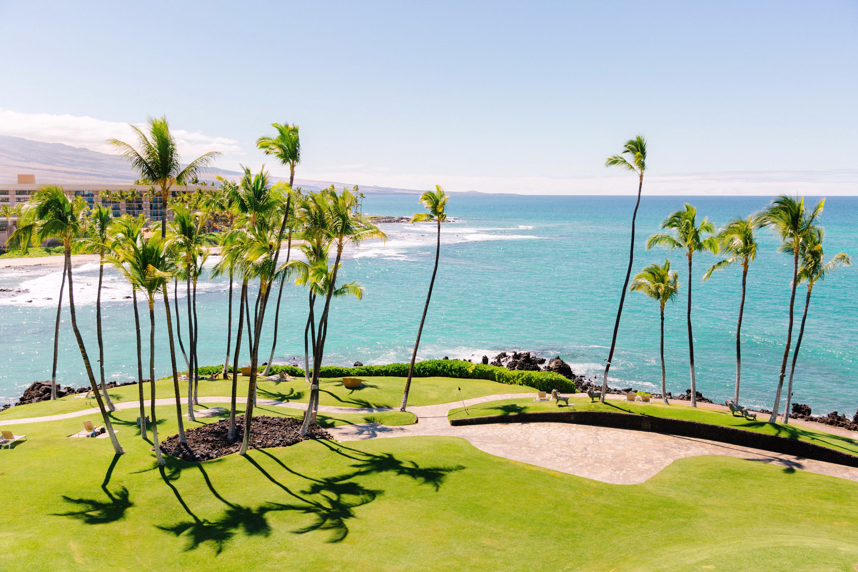 Image > Resort > Hawaii > Ocean Tower, a Hilton Grand Vacations Club > Gallery > HI-OTO-EXT-2023-001.jpg