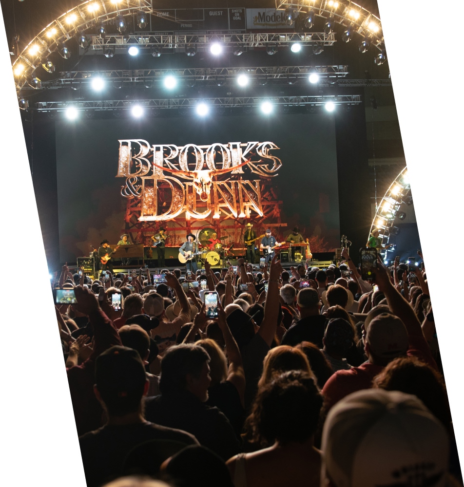 Brooks and Dunn concert stage