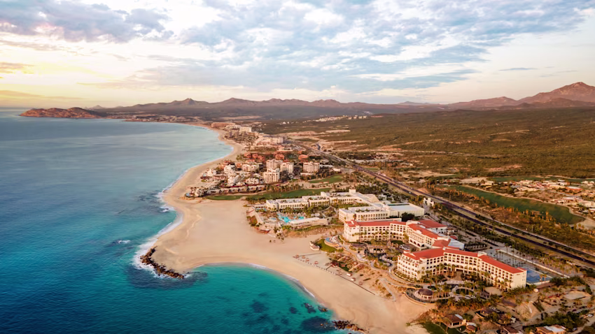 Image > Resort > Mexico > La Pacifica Los Cabos, a Hilton Club > Gallery > MEX-LPC-EXT-AERIAL-2020-010.jpg