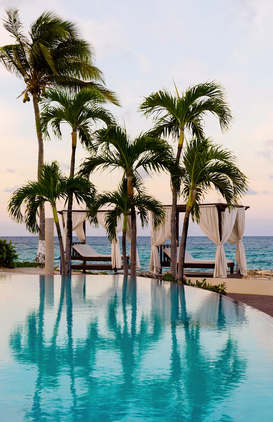 Image > Destination > Caribbean > Features Gallery > 1 > Destinations_Caribbean-1_758x1168.jpg