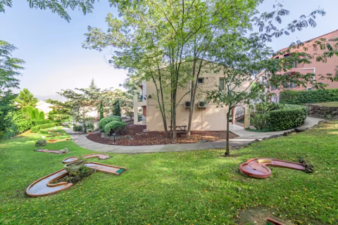 Image > Resort > France > Le Club Mougins > Gallery > LCM_MINI_GOLF_0227_2014_RGB.jpg