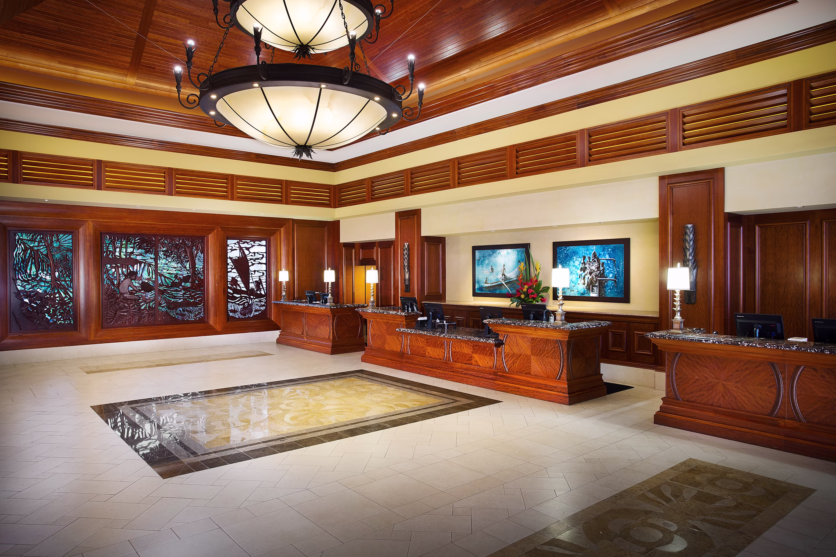 Image > Resort > Hawaii > Grand Waikikian, a Hilton Grand Vacations Club > HI-GWA-LOBBY-2015-001.jpg