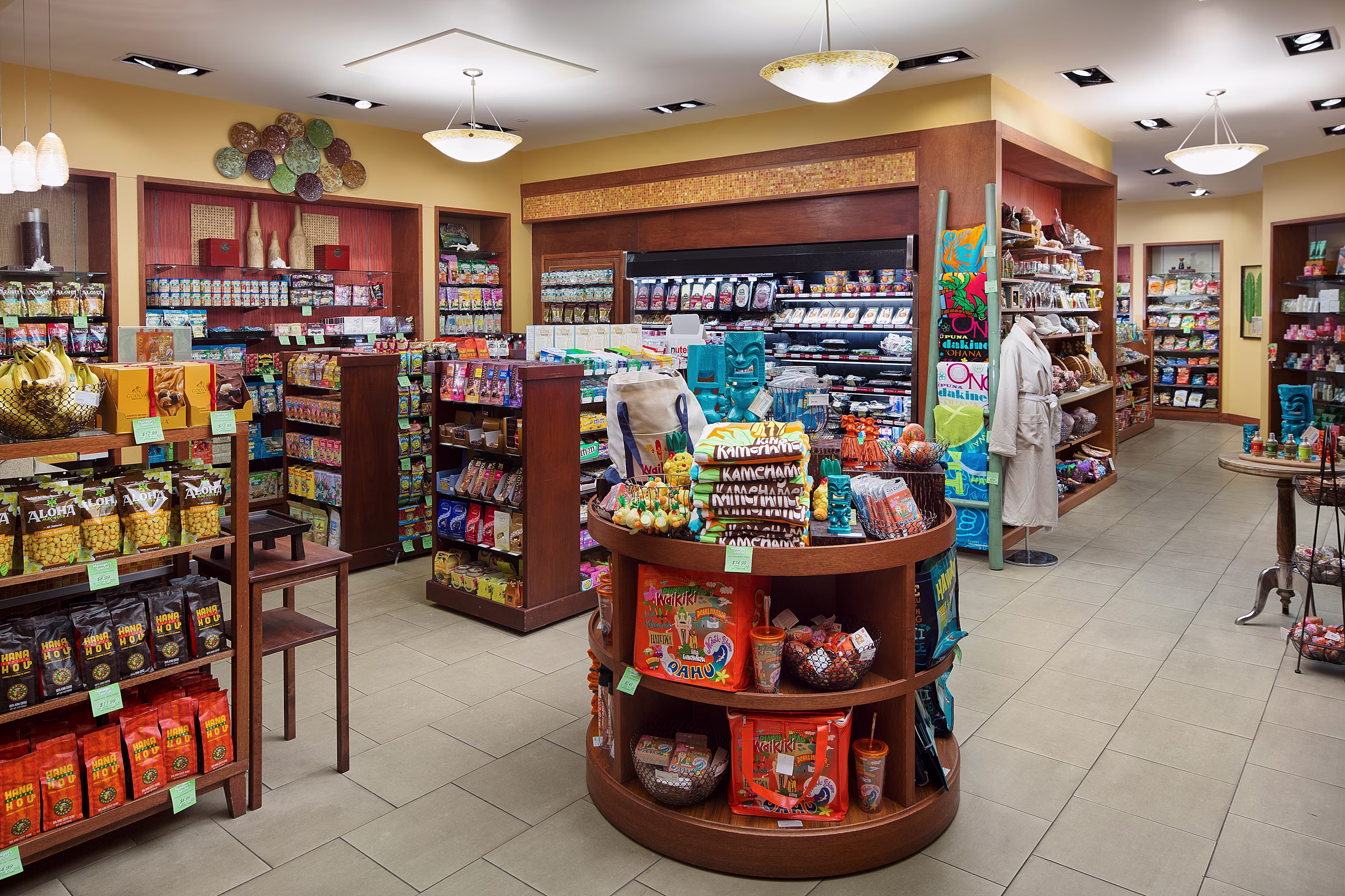 Image > Resort > Hawaii > Grand Waikikian, a Hilton Grand Vacations Club > HI-GWA-MKT-2015-001.jpg