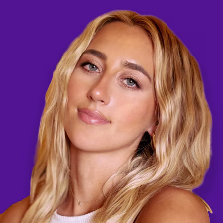 Ashley Cooke headshot.