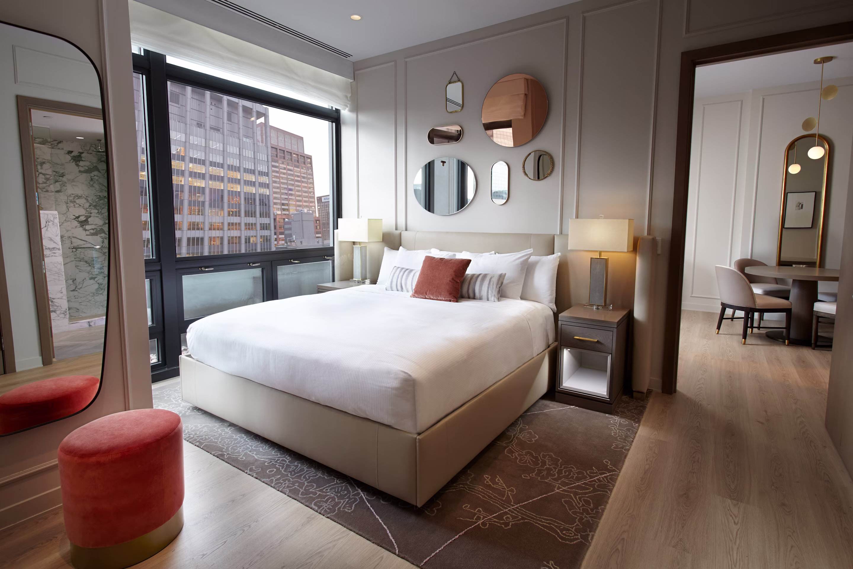 Image > Resort > New York > The Residences, a Hilton Club > Gallery > NYCRC-PENT-BDRM-2011-002_edit(1).jpg