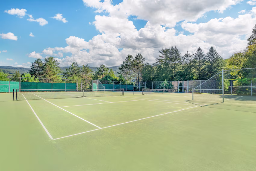 Image > Resort > Canada > Tremblant, a Hilton Grand Vacations Club > Gallery > YMXTR-EXT-SPT-2023-001.jpg