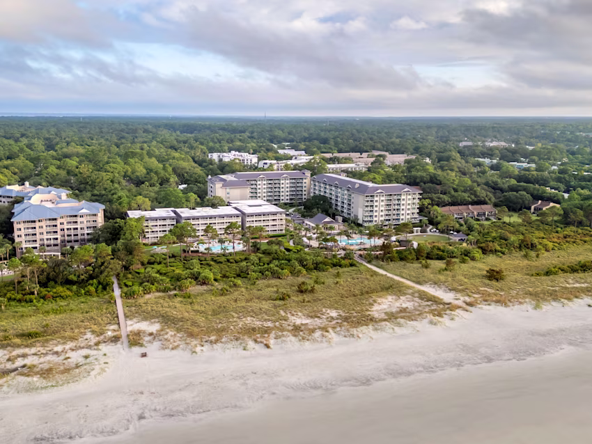 Image > Resort > North & South Carolina > Ocean Oak Resort, a Hilton Grand Vacations Club > Gallery > HHHGV-EXT-AERIAL-2024-002.jpg