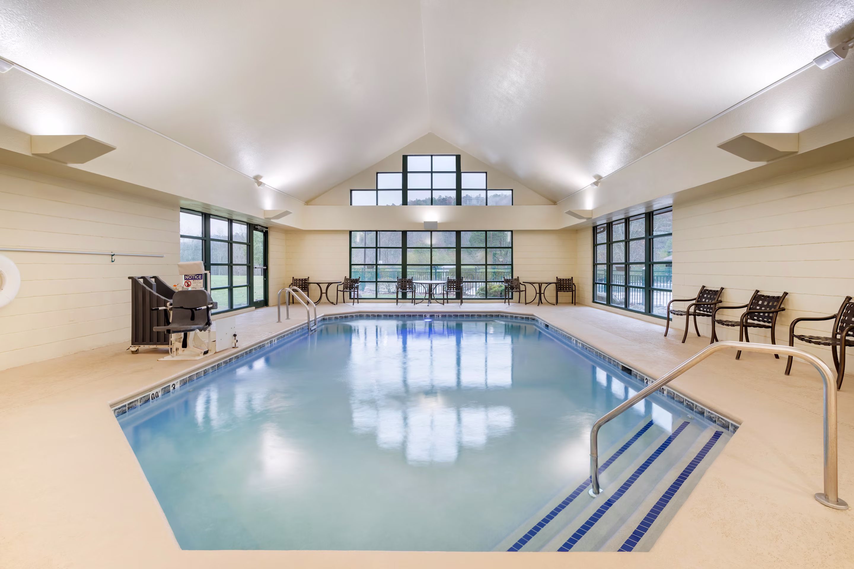 Image > Resort > Bent Creek Golf Village, a Hilton Vacation Club > TYSBC-INDPOOL-2024-002.jpg