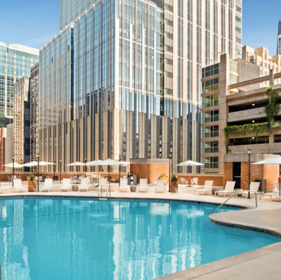 DoubleTree Magnificent Mile